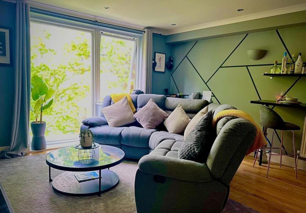Stunning Luxury Croydon Apartment Gatwick Airport Close Purley Exterior photo