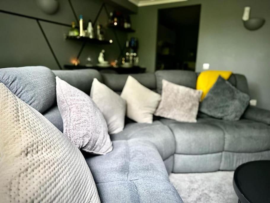 Stunning Luxury Croydon Apartment Gatwick Airport Close Purley Exterior photo